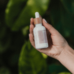 WYRÓWNUJĄCO-ODBUDOWUJĄCE SERUM DO TWARZY 30ML - obrazek 3